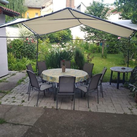 Apartman Lux Szeged Esterno foto